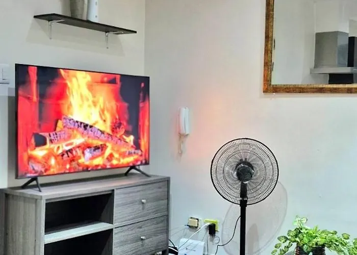 Luxurious 2br In Makati With Stunning Views Holiday home